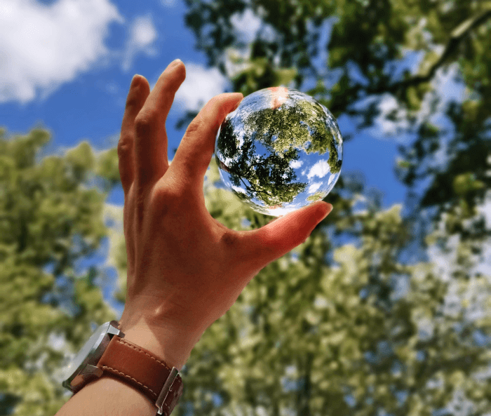 margot-richard-NJJ7paSBO-c-unsplash 1